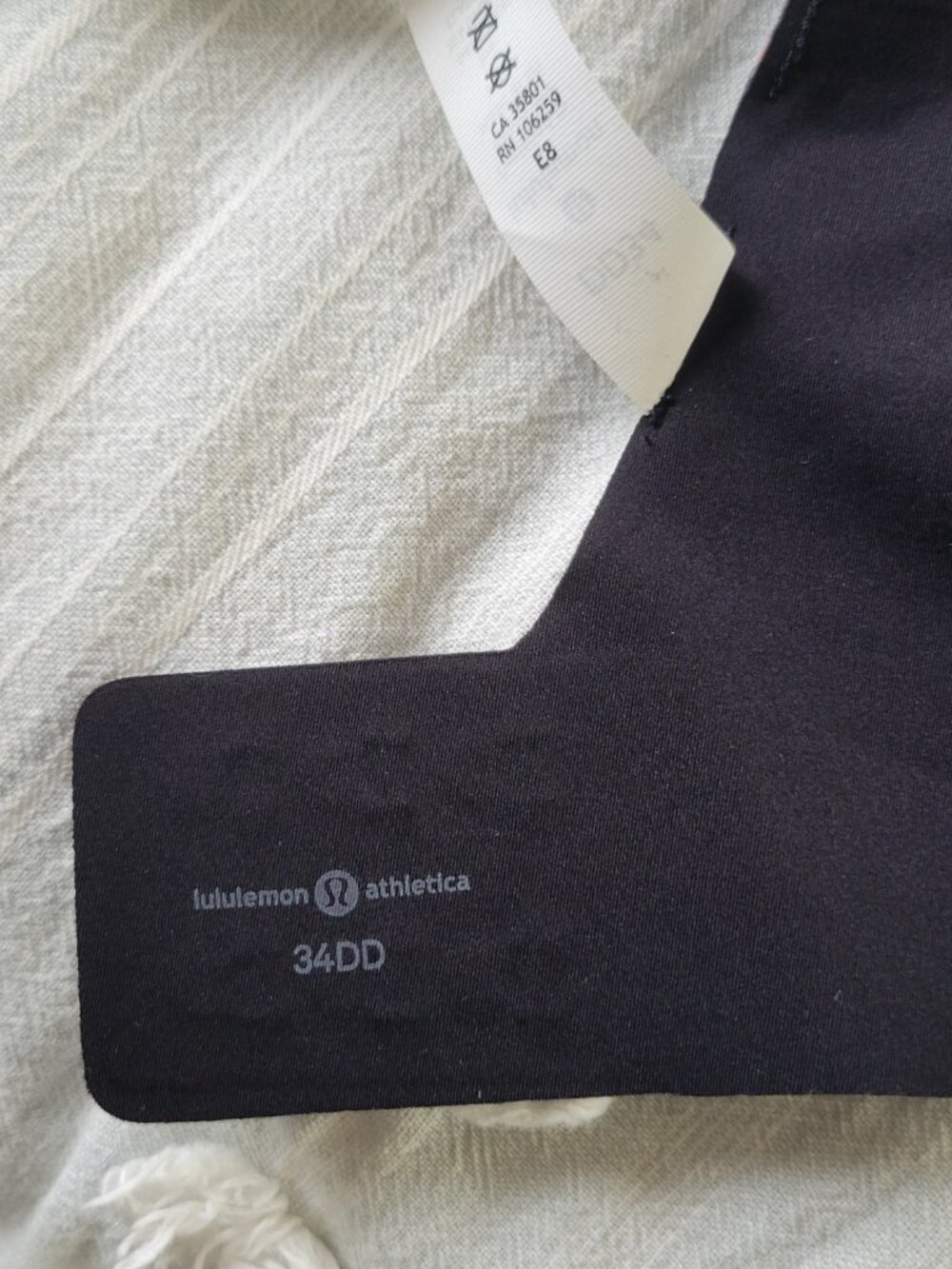 NWT Lululemon Like Nothing Bra Lace Print Black Pink 34DD - Picture 6 of 7